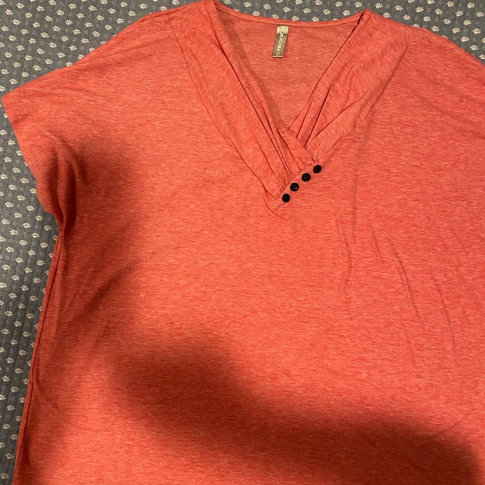 Casual Coral V-Neck Top with Button Accents